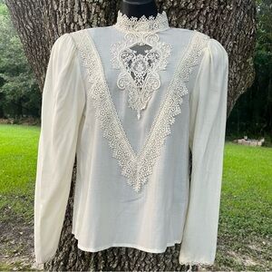 SCOTT MCCLINTOCK SMALL OFFWHITE VINTAGE LACE HIGH NECK LONG SLEEVE BLOUSE